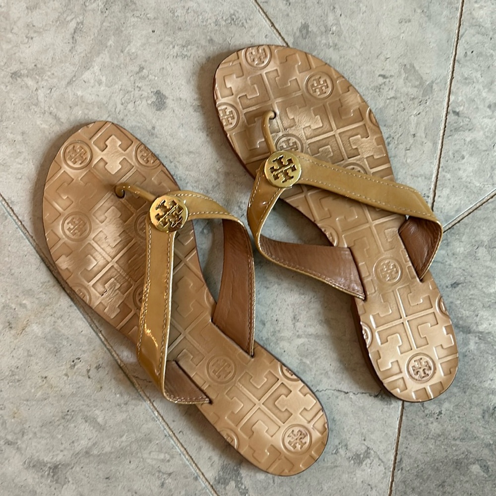 Brown Tory Burch sandal size 7